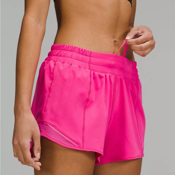 NWT - Hotty Hot Low-Rise Lined Short 4